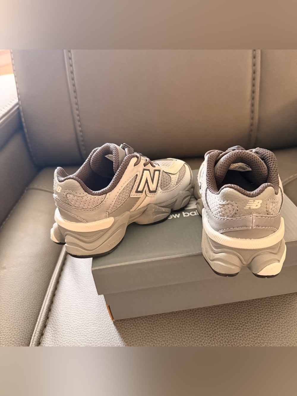 New Balance Kids 9060 Bungee Shoes - Picture 2 of 11
